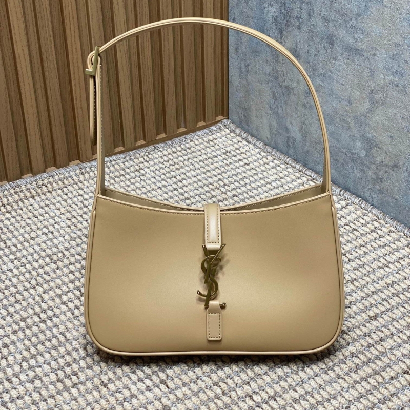 Y51 hobo bags